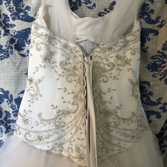 Alfred Angelo Disney Fairy Tale Weddings Princess Belle Dress - Picture 8 of 11